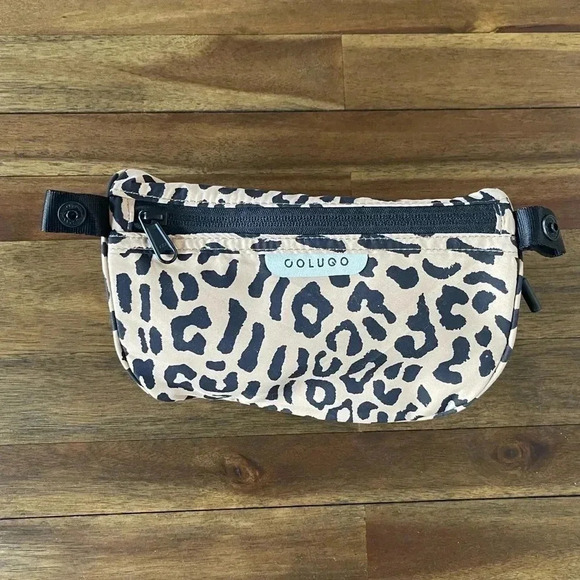 Colugo leopard case. - Picture 2 of 5